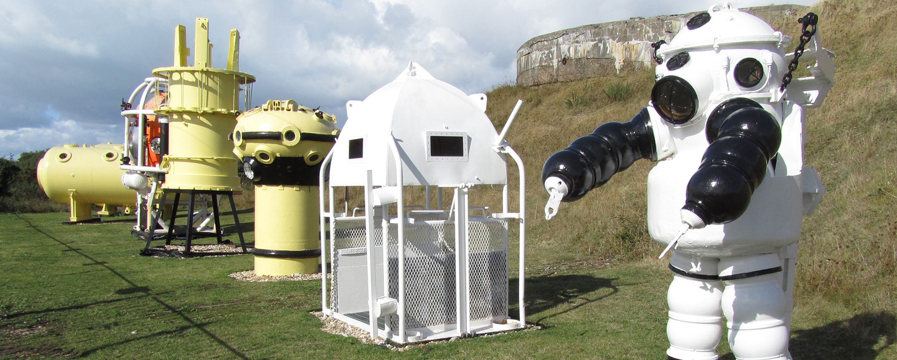 Image of the entrance of the Diving Museum.